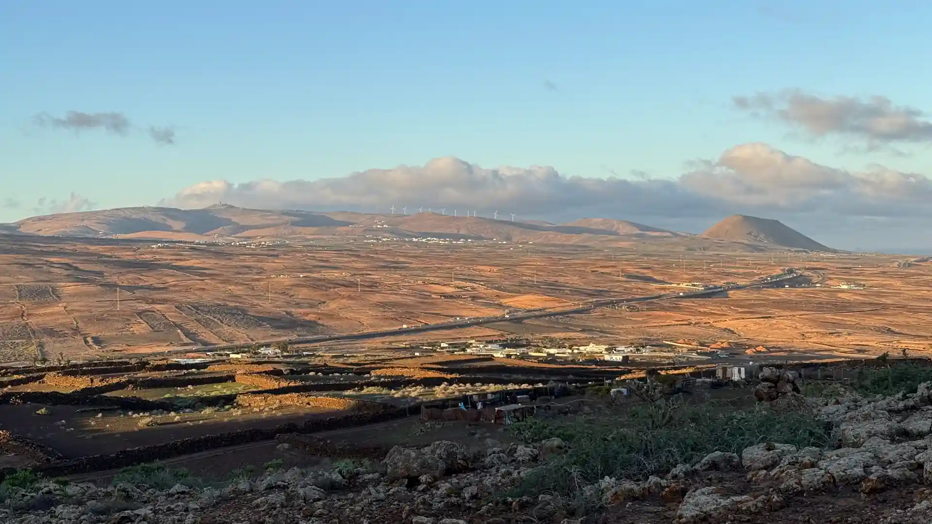 Paisaje volcánico de las Islas Canarias 1